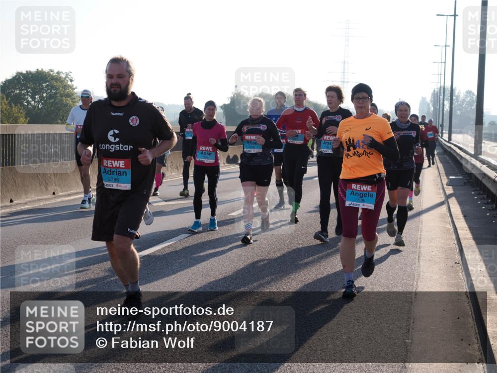03.10.2025 - Köhlbrandbrückenlauf Fabian Wolf http://msf.ph/oto/9004187 03.10.2025 09:18:37 Position 3 2786, 3006, 1598 meine-sportfotos.de