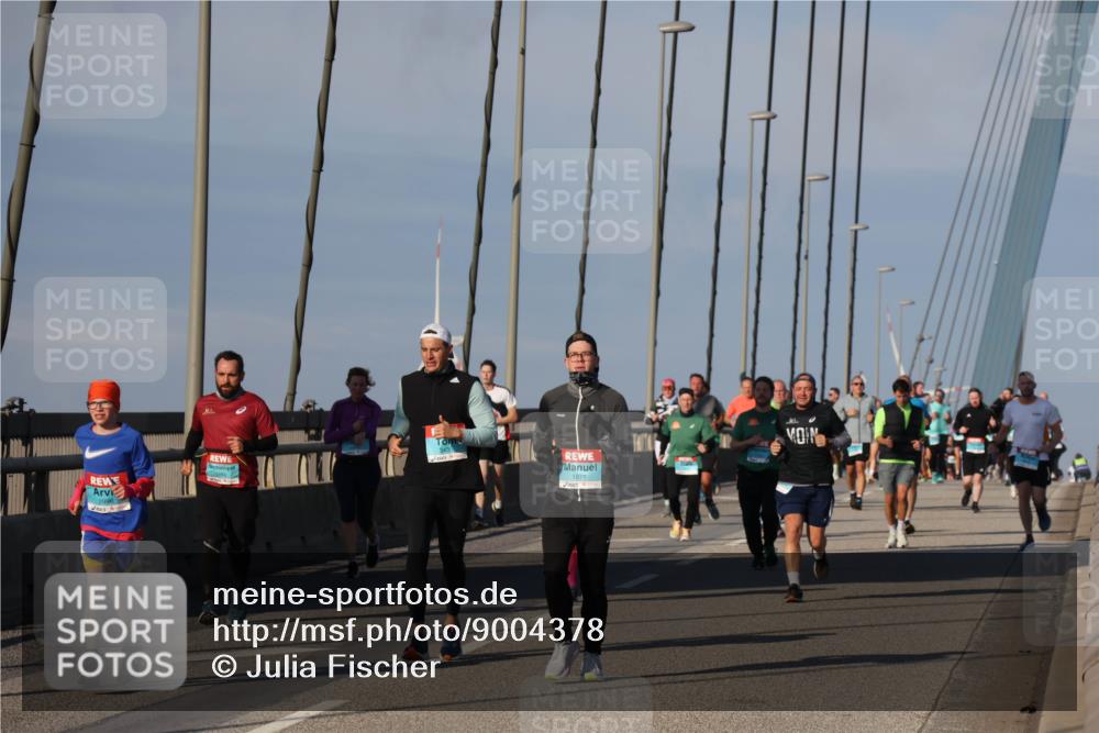 03.10.2025 - Köhlbrandbrückenlauf Julia Fischer http://msf.ph/oto/9004378 03.10.2025 09:48:34 Position 2 1871 meine-sportfotos.de
