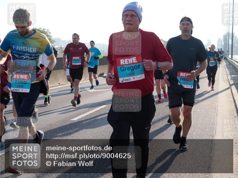 03.10.2025 - Köhlbrandbrückenlauf Fabian Wolf http://msf.ph/oto/9004625 03.10.2025 09:18:49 Position 3 2946, 1498, 1501, 2025 meine-sportfotos.de