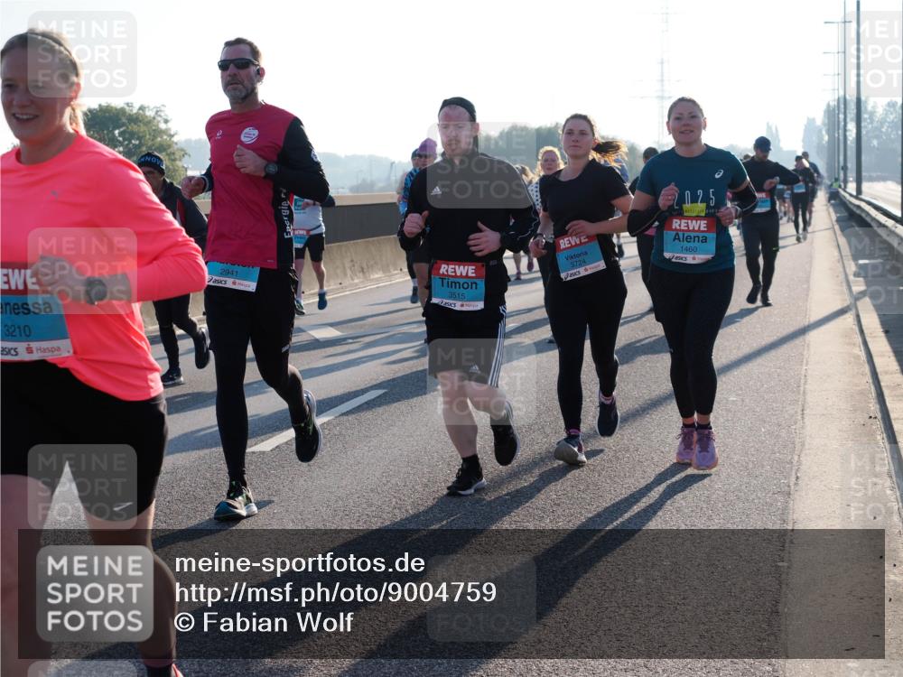 03.10.2025 - Köhlbrandbrückenlauf Fabian Wolf http://msf.ph/oto/9004759 03.10.2025 09:18:53 Position 3 3210, 2941, 3515, 3724, 025, 1460 meine-sportfotos.de