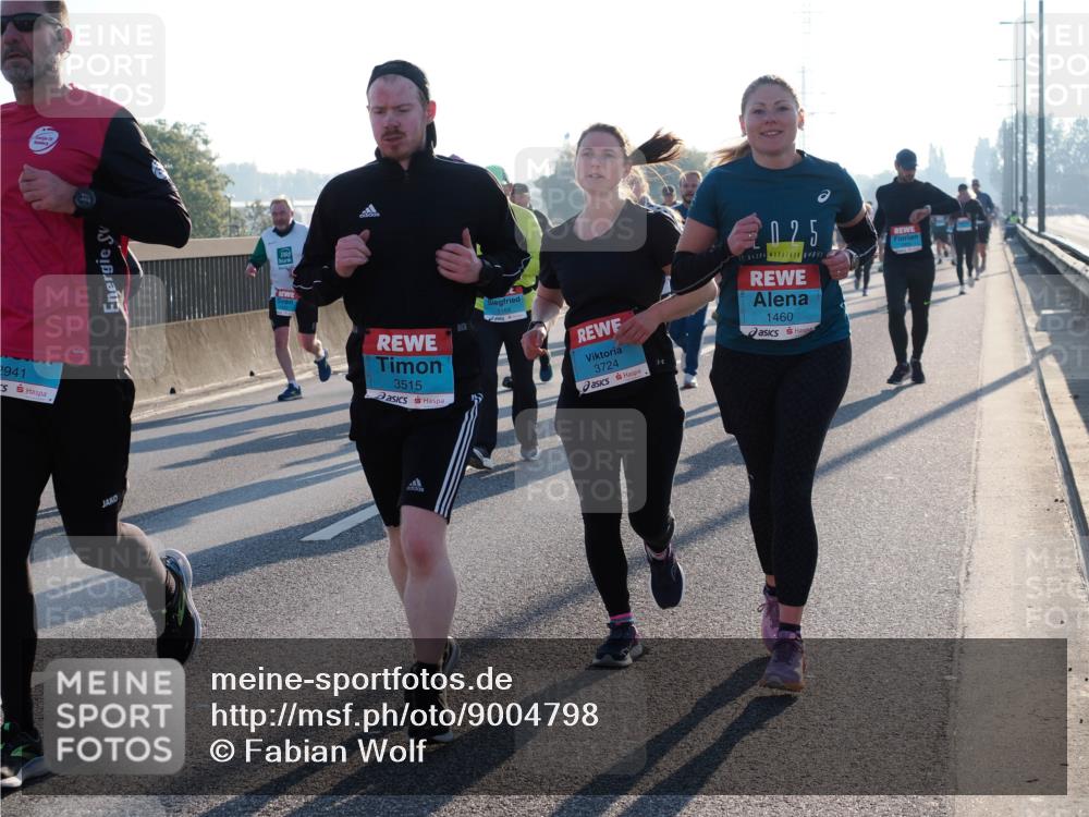 03.10.2025 - Köhlbrandbrückenlauf Fabian Wolf http://msf.ph/oto/9004798 03.10.2025 09:18:54 Position 3 2941, 3515, 1164, 3724, 025, 1460 meine-sportfotos.de