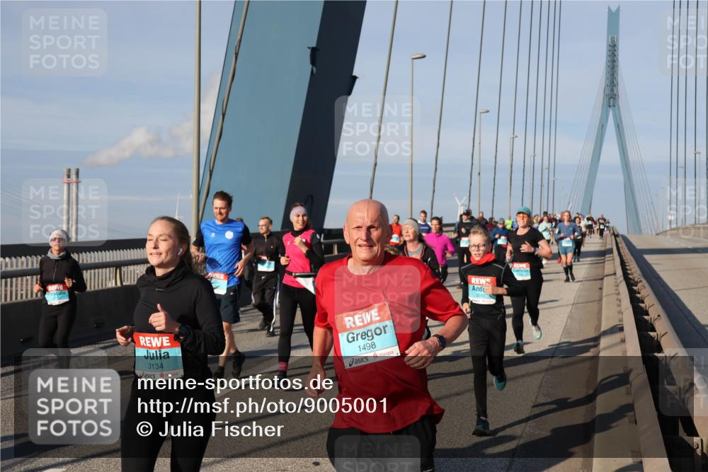 03.10.2025 - Köhlbrandbrückenlauf Julia Fischer http://msf.ph/oto/9005001 03.10.2025 09:50:45 Position 2 3134, 1498, 3648 meine-sportfotos.de