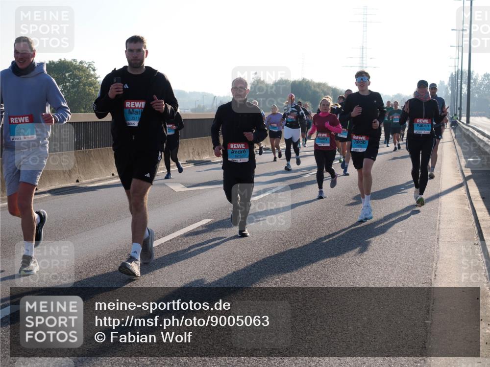 03.10.2025 - Köhlbrandbrückenlauf Fabian Wolf http://msf.ph/oto/9005063 03.10.2025 09:19:01 Position 3 3781, 3315, 1873, 1933 meine-sportfotos.de