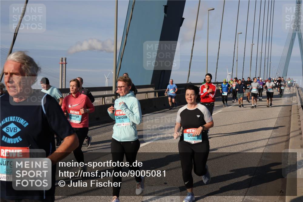 03.10.2025 - Köhlbrandbrückenlauf Julia Fischer http://msf.ph/oto/9005081 03.10.2025 09:50:56 Position 2 2699, 1431, 1745, 1796 meine-sportfotos.de