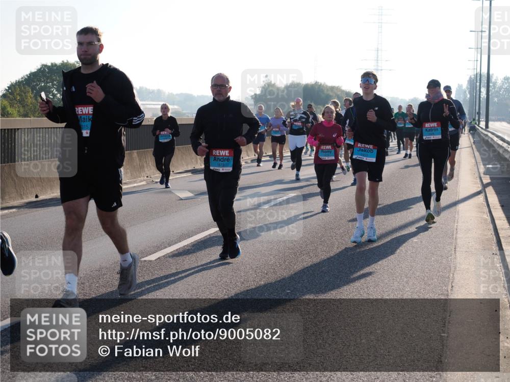 03.10.2025 - Köhlbrandbrückenlauf Fabian Wolf http://msf.ph/oto/9005082 03.10.2025 09:19:02 Position 3 315, 1873, 1933 meine-sportfotos.de