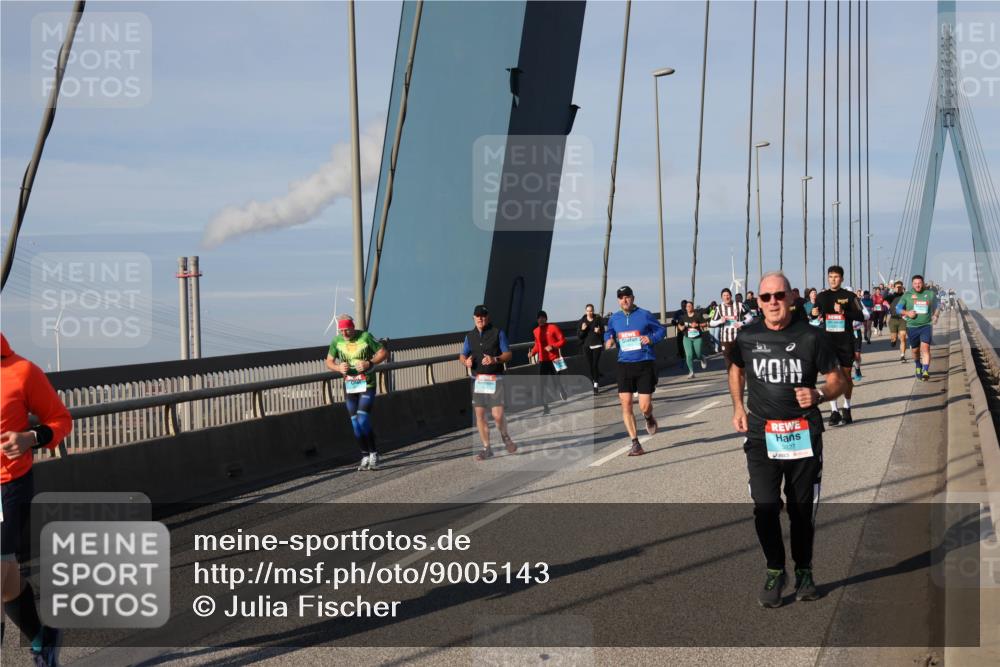 03.10.2025 - Köhlbrandbrückenlauf Julia Fischer http://msf.ph/oto/9005143 03.10.2025 09:51:07 Position 2 3327 meine-sportfotos.de
