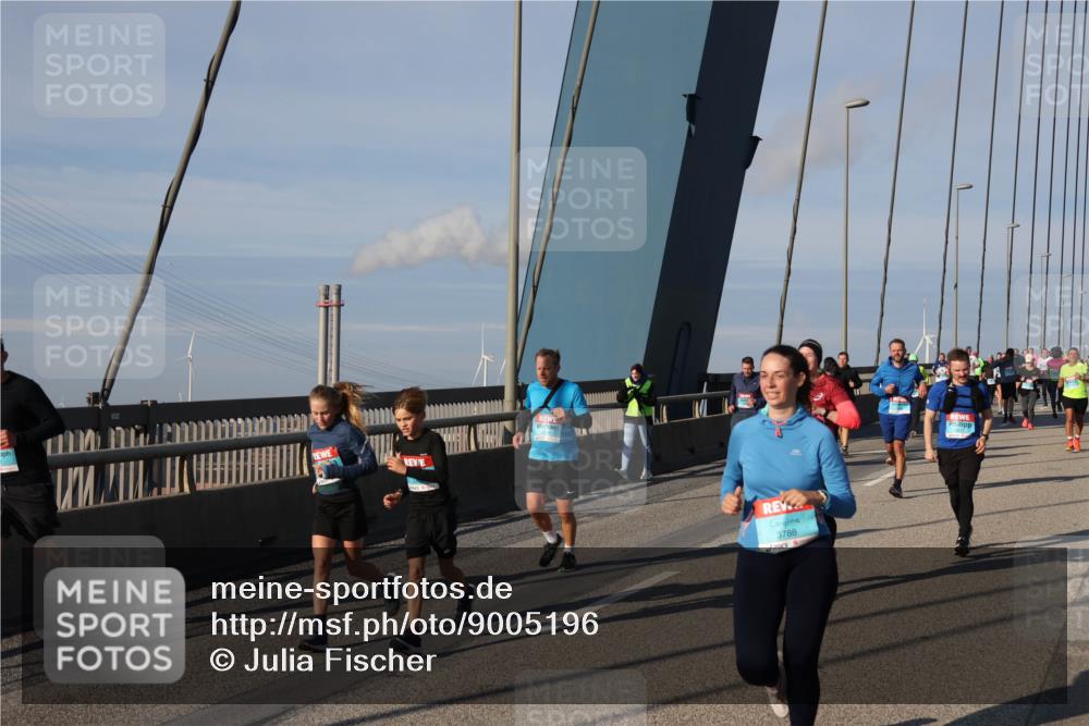03.10.2025 - Köhlbrandbrückenlauf Julia Fischer http://msf.ph/oto/9005196 03.10.2025 09:51:22 Position 2 3788 meine-sportfotos.de