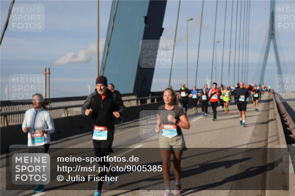 03.10.2025 - Köhlbrandbrückenlauf Julia Fischer http://msf.ph/oto/9005385 03.10.2025 09:52:01 Position 2  meine-sportfotos.de