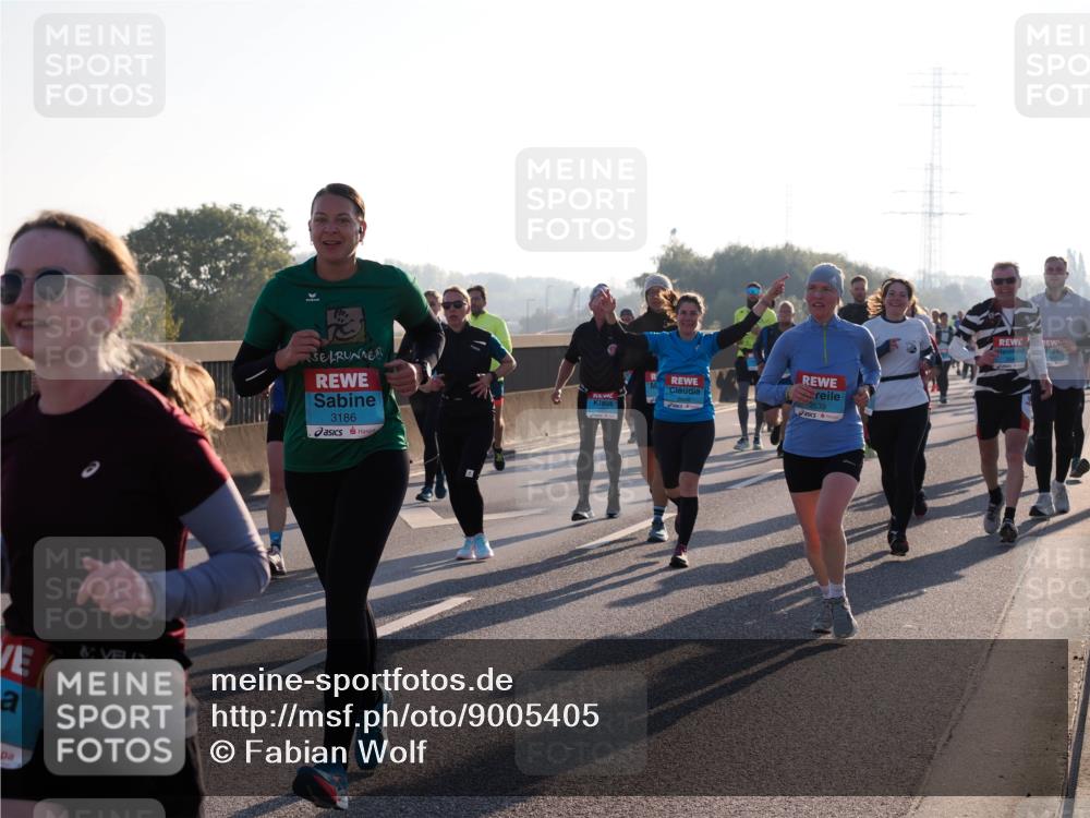 03.10.2025 - Köhlbrandbrückenlauf Fabian Wolf http://msf.ph/oto/9005405 03.10.2025 09:19:13 Position 3 3186, 3539 meine-sportfotos.de