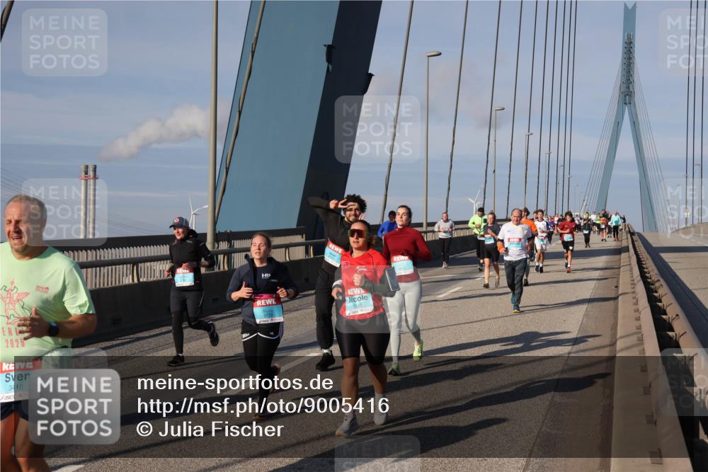 03.10.2025 - Köhlbrandbrückenlauf Julia Fischer http://msf.ph/oto/9005416 03.10.2025 09:52:12 Position 2 2025, 3416, 3310, 777 meine-sportfotos.de