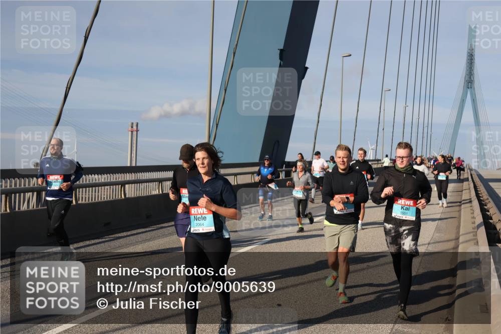 03.10.2025 - Köhlbrandbrückenlauf Julia Fischer http://msf.ph/oto/9005639 03.10.2025 09:52:53 Position 2 2064, 1551 meine-sportfotos.de