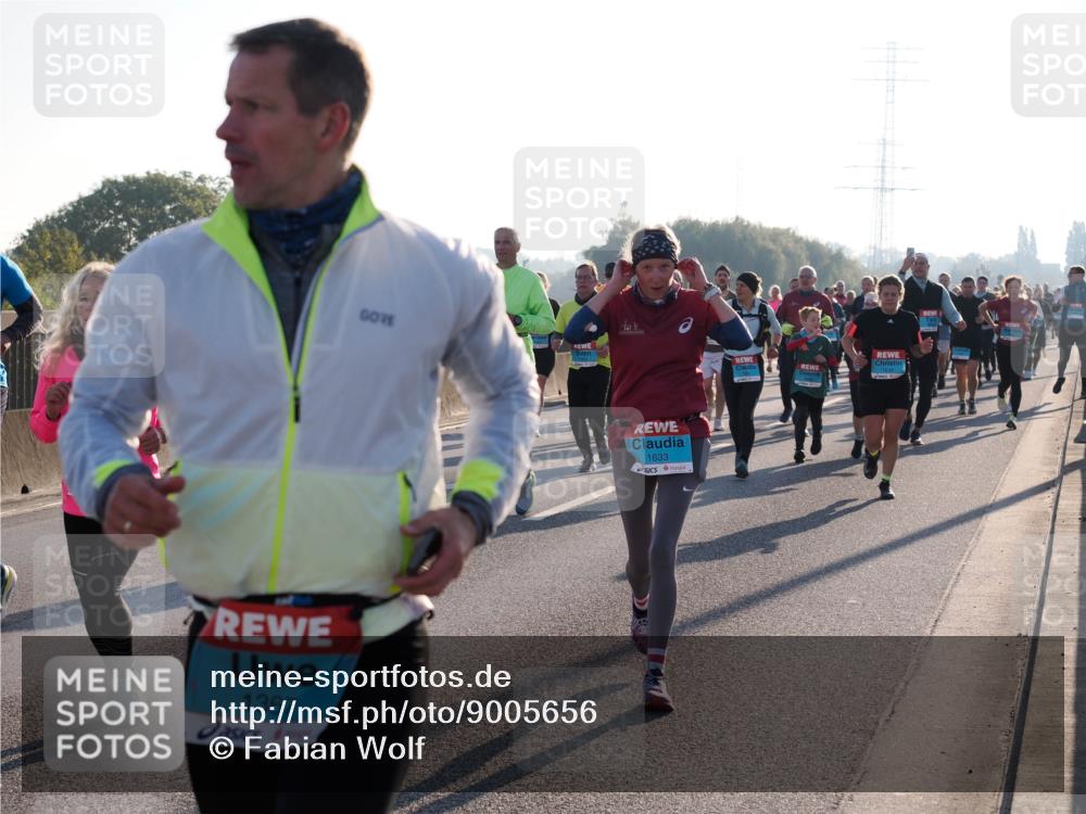 03.10.2025 - Köhlbrandbrückenlauf Fabian Wolf http://msf.ph/oto/9005656 03.10.2025 09:19:21 Position 3 1367, 1633, 1649 meine-sportfotos.de