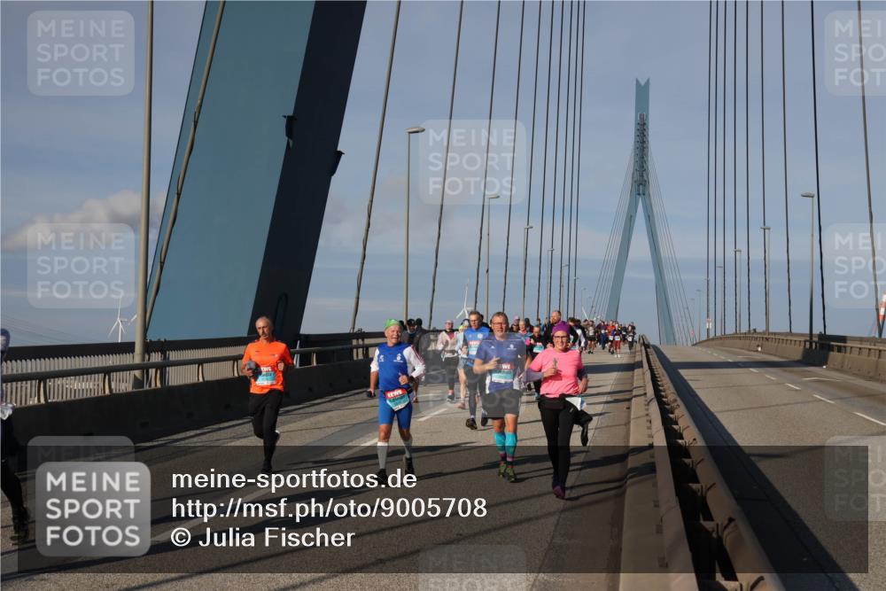 03.10.2025 - Köhlbrandbrückenlauf Julia Fischer http://msf.ph/oto/9005708 03.10.2025 09:53:06 Position 2  meine-sportfotos.de