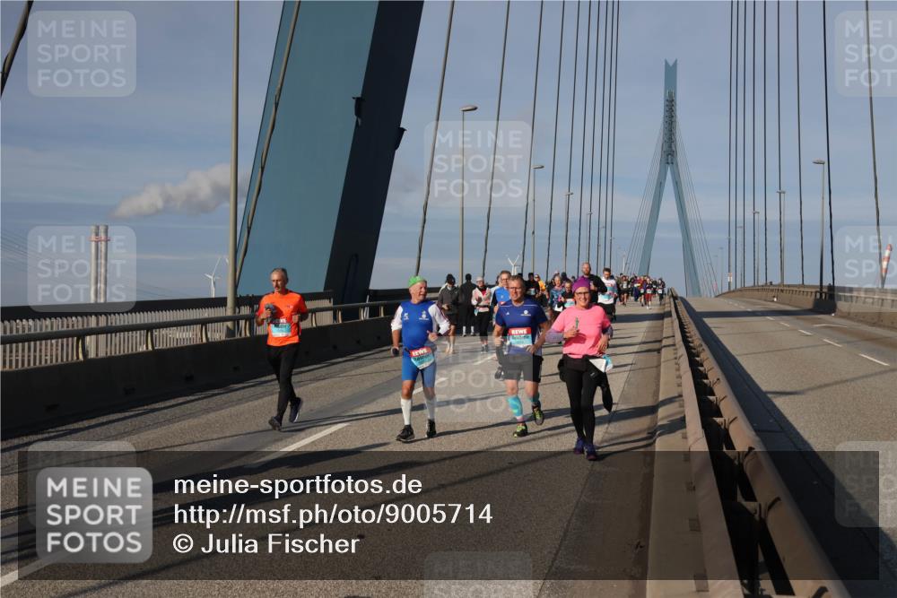 03.10.2025 - Köhlbrandbrückenlauf Julia Fischer http://msf.ph/oto/9005714 03.10.2025 09:53:07 Position 2  meine-sportfotos.de