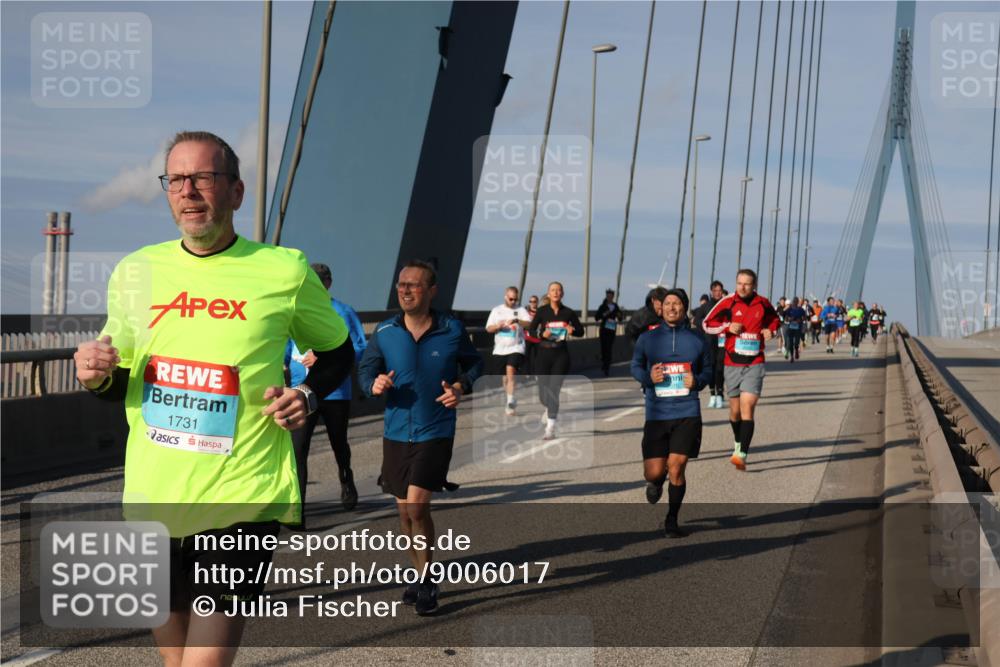 03.10.2025 - Köhlbrandbrückenlauf Julia Fischer http://msf.ph/oto/9006017 03.10.2025 09:54:15 Position 2 1731 meine-sportfotos.de
