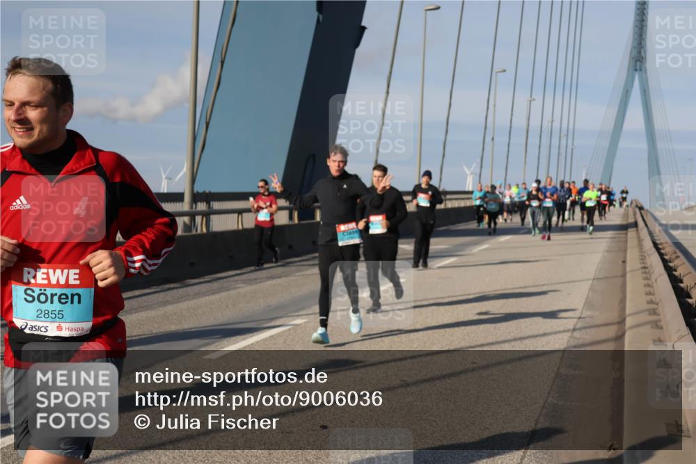 03.10.2025 - Köhlbrandbrückenlauf Julia Fischer http://msf.ph/oto/9006036 03.10.2025 09:54:19 Position 2 2855 meine-sportfotos.de