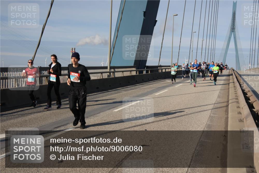 03.10.2025 - Köhlbrandbrückenlauf Julia Fischer http://msf.ph/oto/9006080 03.10.2025 09:54:24 Position 2  meine-sportfotos.de