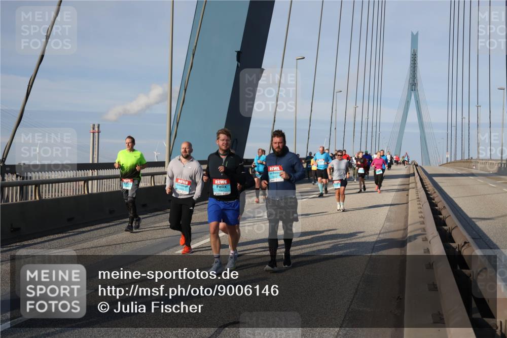 03.10.2025 - Köhlbrandbrückenlauf Julia Fischer http://msf.ph/oto/9006146 03.10.2025 09:54:41 Position 2 1561, 1562 meine-sportfotos.de