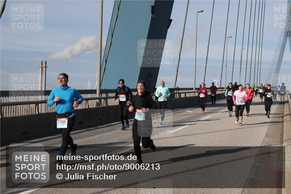 03.10.2025 - Köhlbrandbrückenlauf Julia Fischer http://msf.ph/oto/9006213 03.10.2025 09:55:07 Position 2 3114, 1051 meine-sportfotos.de