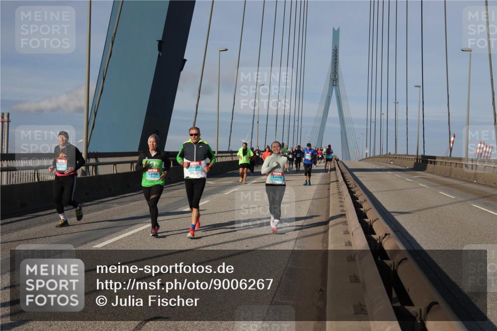 03.10.2025 - Köhlbrandbrückenlauf Julia Fischer http://msf.ph/oto/9006267 03.10.2025 09:55:21 Position 2  meine-sportfotos.de