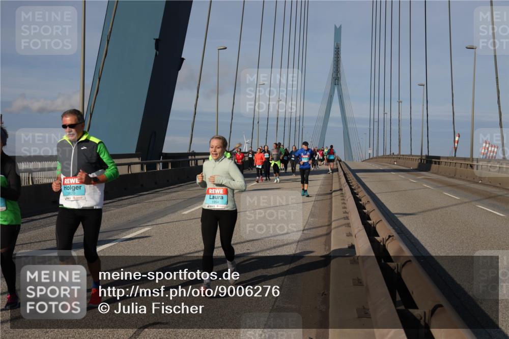 03.10.2025 - Köhlbrandbrückenlauf Julia Fischer http://msf.ph/oto/9006276 03.10.2025 09:55:22 Position 2 3620, 1954 meine-sportfotos.de