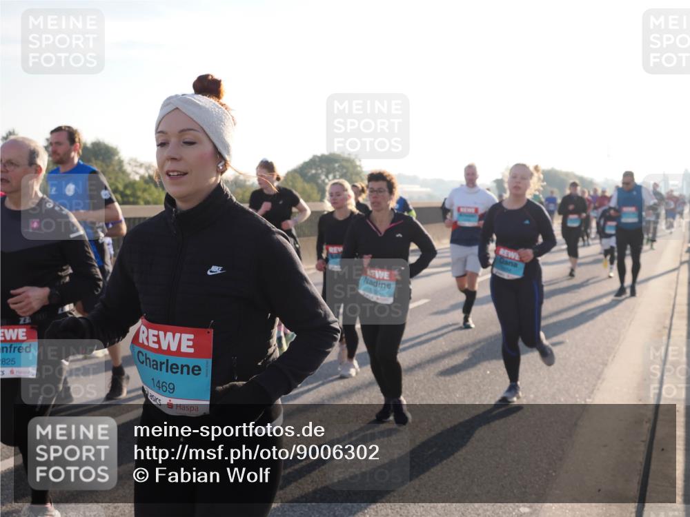 03.10.2025 - Köhlbrandbrückenlauf Fabian Wolf http://msf.ph/oto/9006302 03.10.2025 09:19:37 Position 3 231700, 2825, 1469, 1305 meine-sportfotos.de