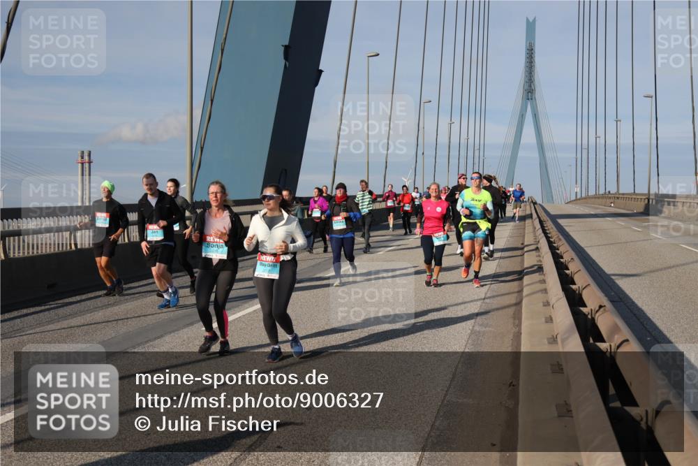03.10.2025 - Köhlbrandbrückenlauf Julia Fischer http://msf.ph/oto/9006327 03.10.2025 09:55:40 Position 2 2217 meine-sportfotos.de