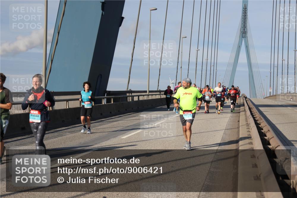 03.10.2025 - Köhlbrandbrückenlauf Julia Fischer http://msf.ph/oto/9006421 03.10.2025 09:55:58 Position 2 2188 meine-sportfotos.de