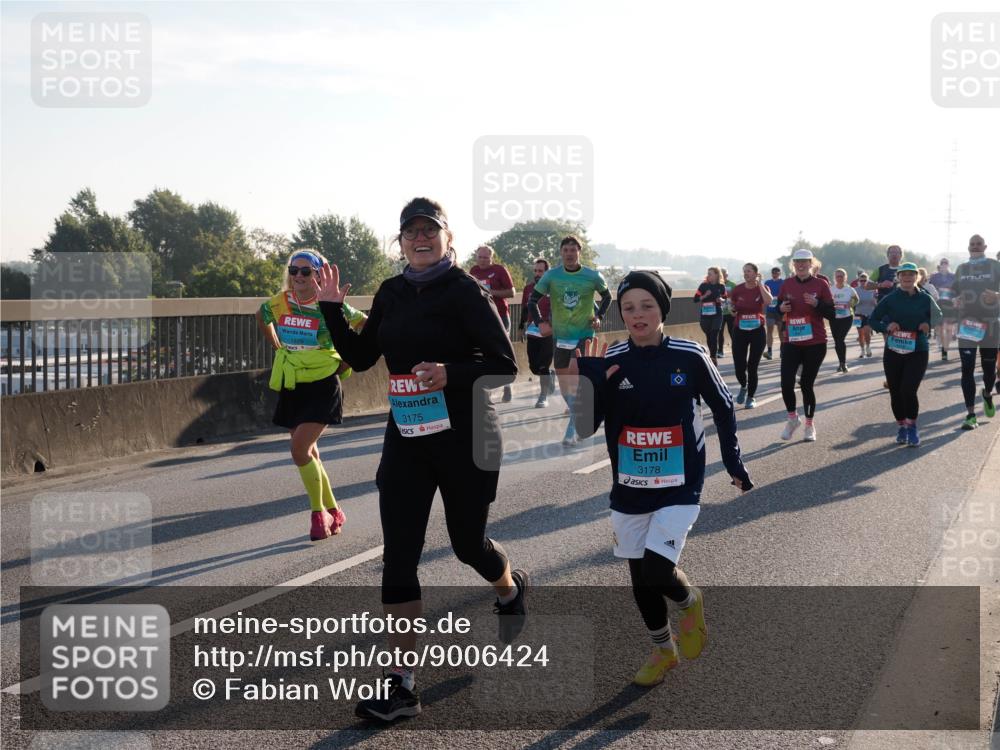 03.10.2025 - Köhlbrandbrückenlauf Fabian Wolf http://msf.ph/oto/9006424 03.10.2025 09:19:42 Position 3 1879, 3175, 3178 meine-sportfotos.de