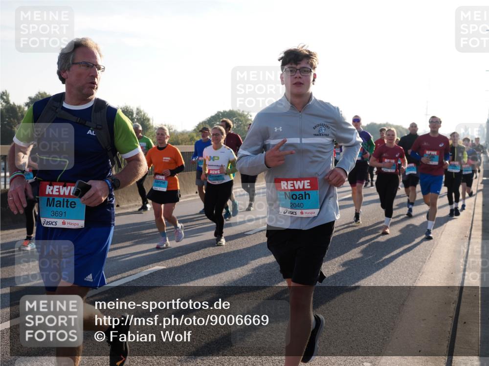 03.10.2025 - Köhlbrandbrückenlauf Fabian Wolf http://msf.ph/oto/9006669 03.10.2025 09:19:47 Position 3 3691, 2040 meine-sportfotos.de