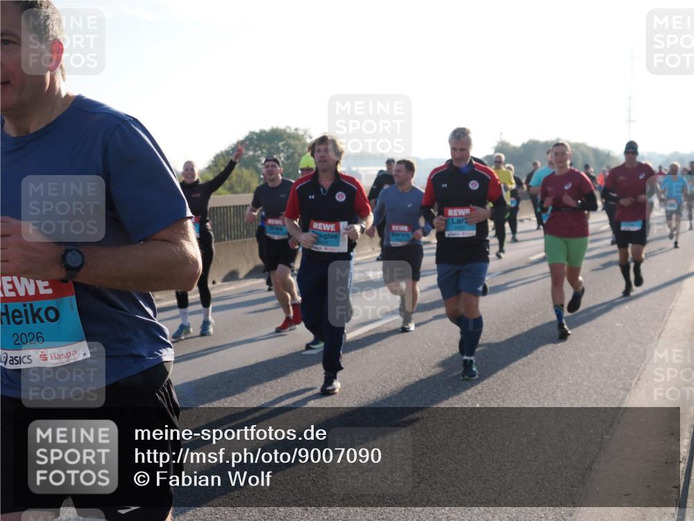 03.10.2025 - Köhlbrandbrückenlauf Fabian Wolf http://msf.ph/oto/9007090 03.10.2025 09:20:00 Position 3 2026, 407 meine-sportfotos.de