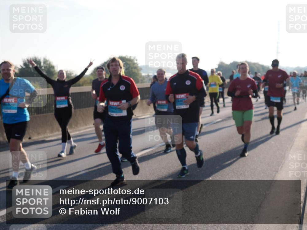 03.10.2025 - Köhlbrandbrückenlauf Fabian Wolf http://msf.ph/oto/9007103 03.10.2025 09:20:00 Position 3  meine-sportfotos.de