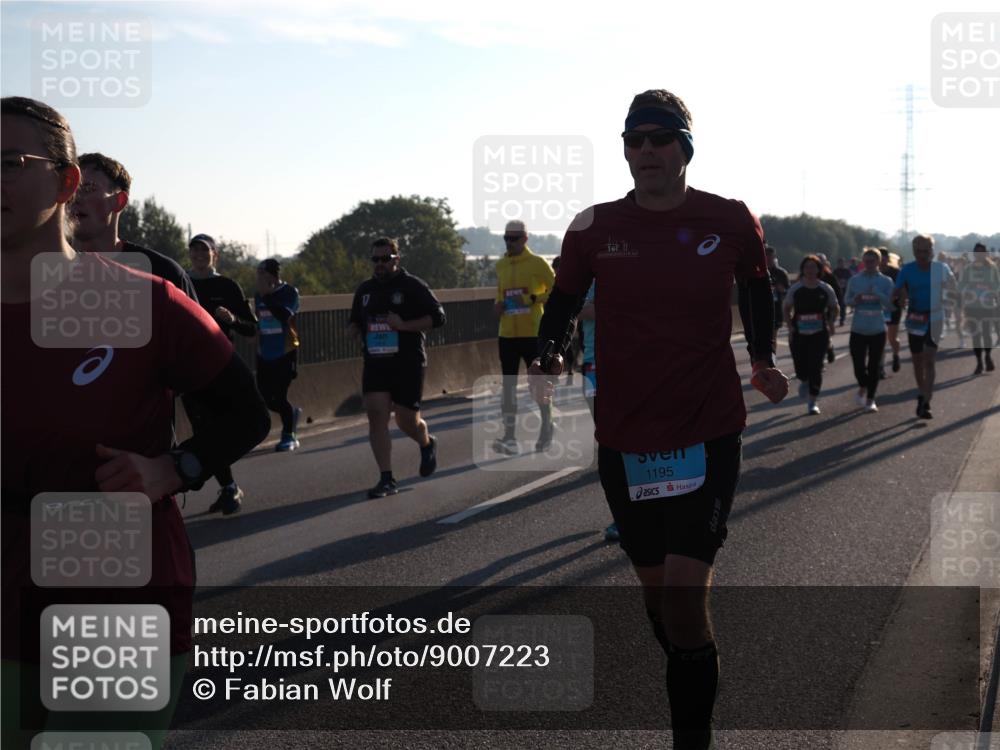 03.10.2025 - Köhlbrandbrückenlauf Fabian Wolf http://msf.ph/oto/9007223 03.10.2025 09:20:03 Position 3 1195 meine-sportfotos.de