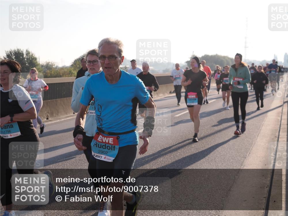 03.10.2025 - Köhlbrandbrückenlauf Fabian Wolf http://msf.ph/oto/9007378 03.10.2025 09:20:08 Position 3 1796, 2902 meine-sportfotos.de