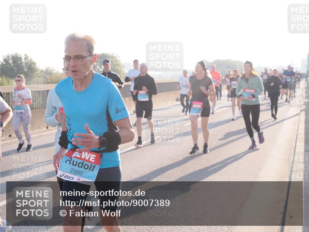 03.10.2025 - Köhlbrandbrückenlauf Fabian Wolf http://msf.ph/oto/9007389 03.10.2025 09:20:08 Position 3 2902, 60 meine-sportfotos.de