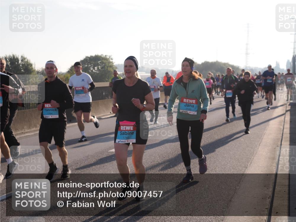 03.10.2025 - Köhlbrandbrückenlauf Fabian Wolf http://msf.ph/oto/9007457 03.10.2025 09:20:09 Position 3 1764, 1743, 3580 meine-sportfotos.de