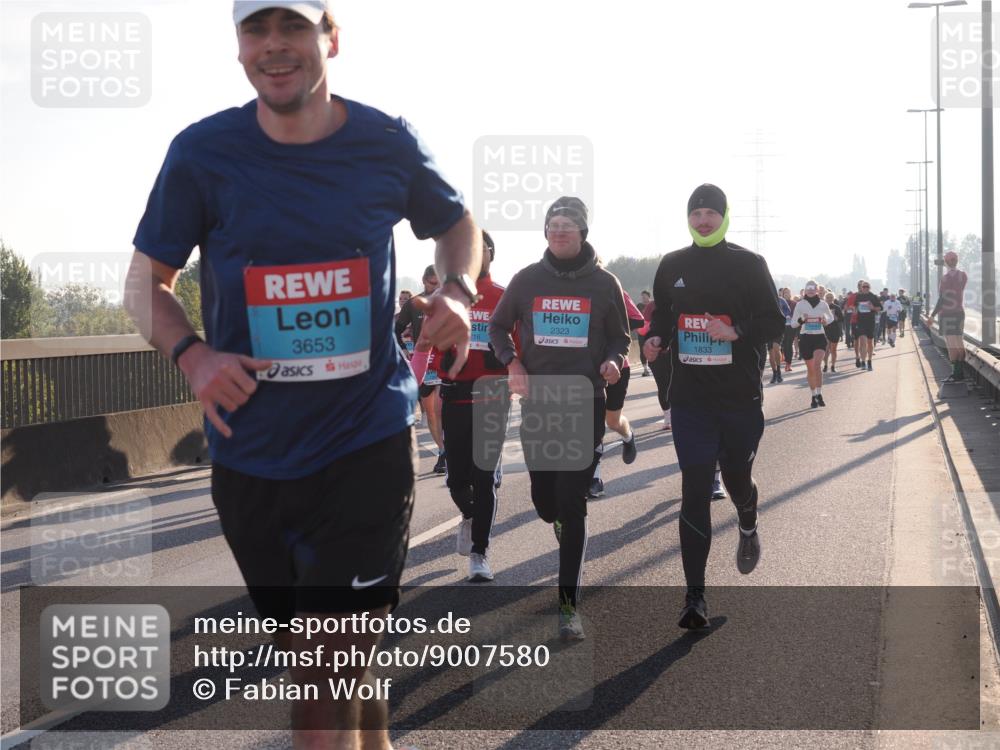 03.10.2025 - Köhlbrandbrückenlauf Fabian Wolf http://msf.ph/oto/9007580 03.10.2025 09:20:15 Position 3 3653, 216, 2323, 1833 meine-sportfotos.de