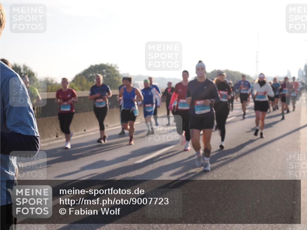 03.10.2025 - Köhlbrandbrückenlauf Fabian Wolf http://msf.ph/oto/9007723 03.10.2025 09:20:19 Position 3  meine-sportfotos.de