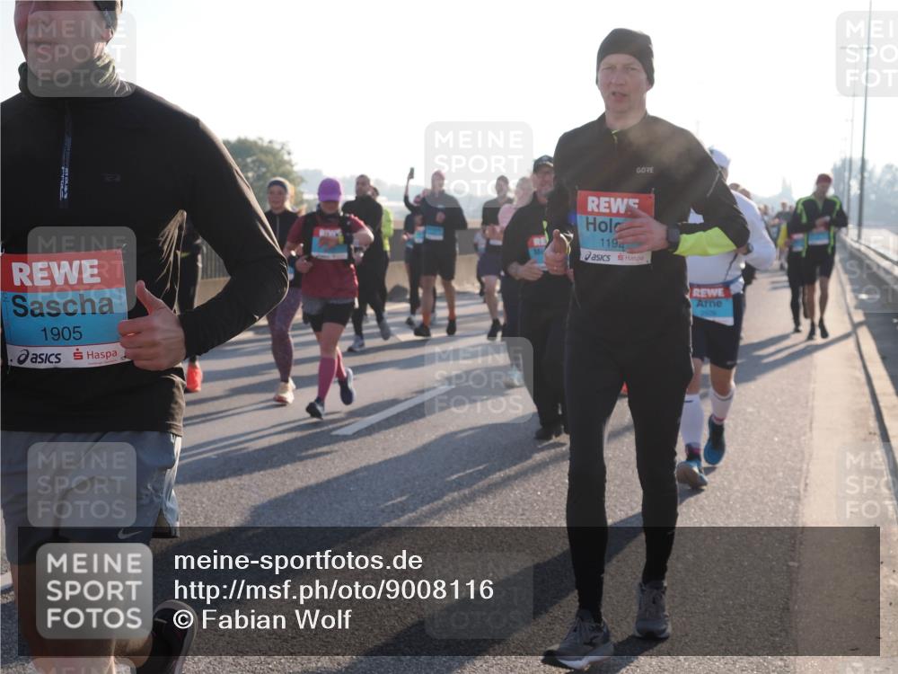 03.10.2025 - Köhlbrandbrückenlauf Fabian Wolf http://msf.ph/oto/9008116 03.10.2025 09:20:33 Position 3 1905, 1194 meine-sportfotos.de
