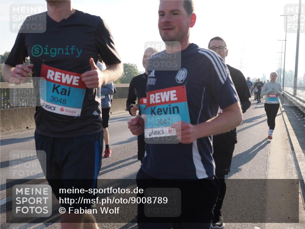 03.10.2025 - Köhlbrandbrückenlauf Fabian Wolf http://msf.ph/oto/9008789 03.10.2025 09:20:50 Position 3 3048, 3047 meine-sportfotos.de