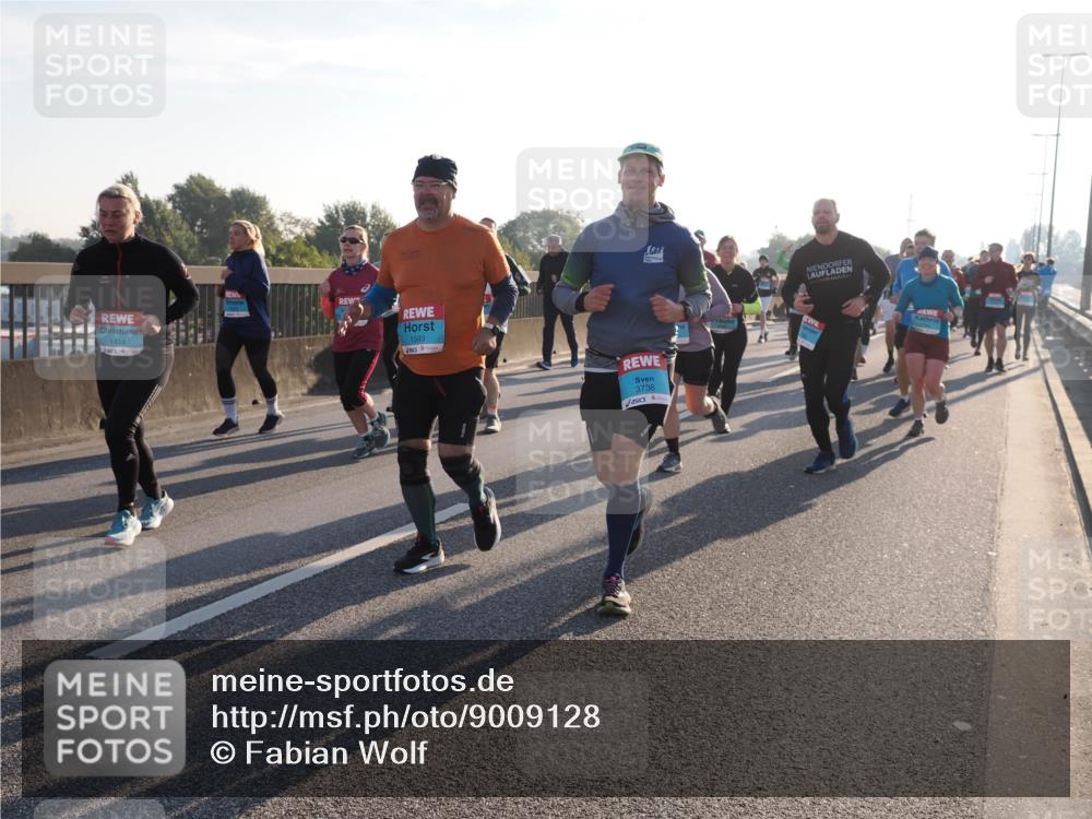 03.10.2025 - Köhlbrandbrückenlauf Fabian Wolf http://msf.ph/oto/9009128 03.10.2025 09:20:58 Position 3 1414, 1593, 151, 3736 meine-sportfotos.de