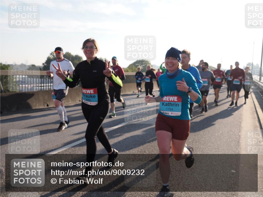 03.10.2025 - Köhlbrandbrückenlauf Fabian Wolf http://msf.ph/oto/9009232 03.10.2025 09:21:00 Position 3 3480, 1754 meine-sportfotos.de