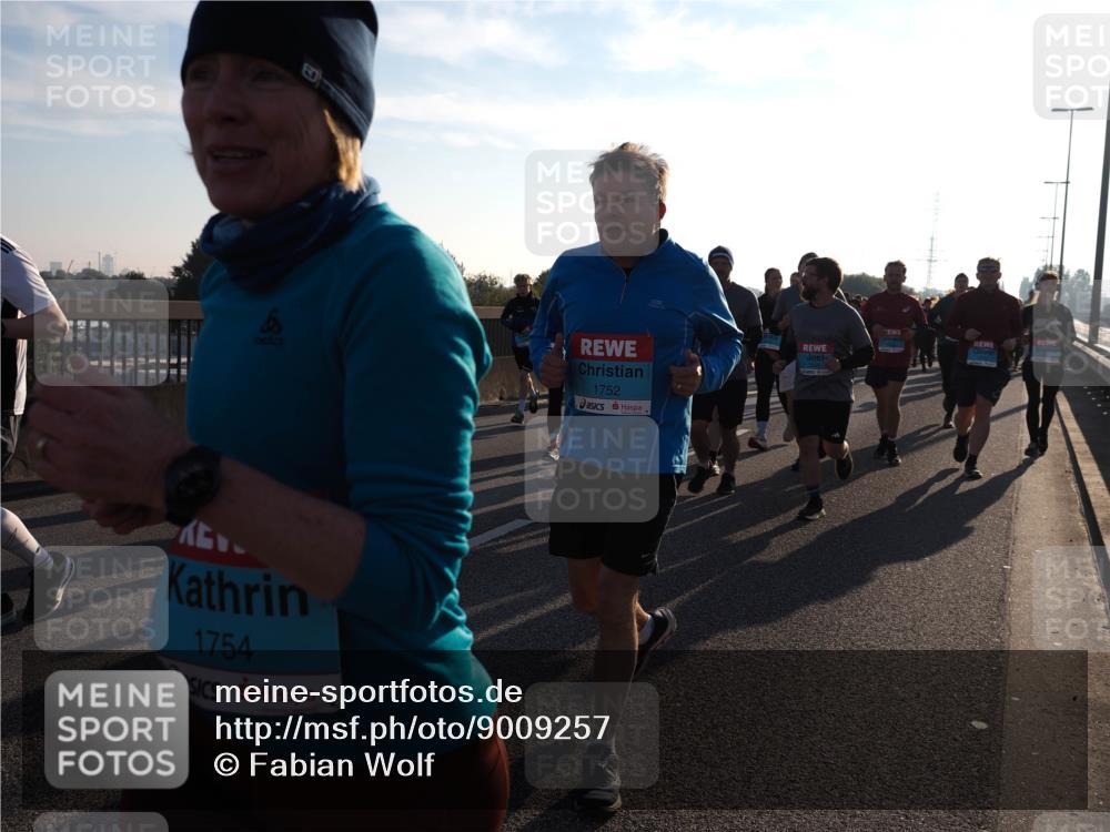 03.10.2025 - Köhlbrandbrückenlauf Fabian Wolf http://msf.ph/oto/9009257 03.10.2025 09:21:01 Position 3 1754, 1752 meine-sportfotos.de
