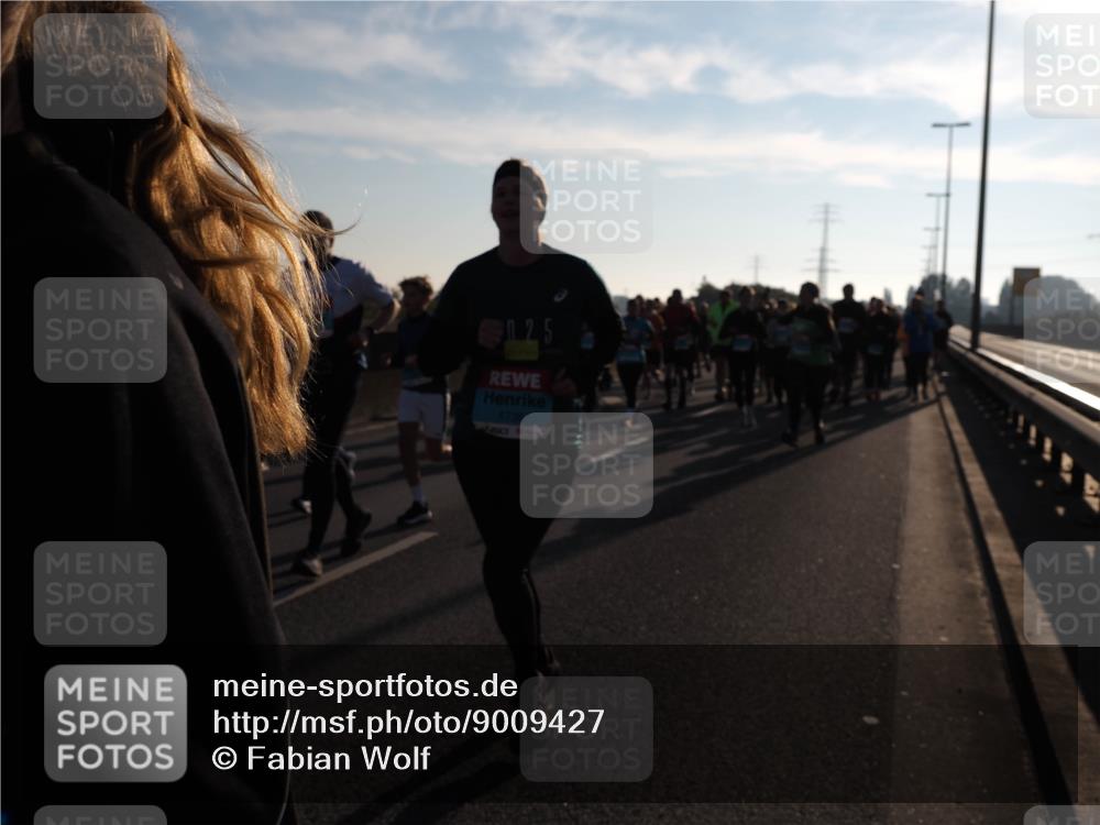 03.10.2025 - Köhlbrandbrückenlauf Fabian Wolf http://msf.ph/oto/9009427 03.10.2025 09:21:05 Position 3 025, 1735 meine-sportfotos.de