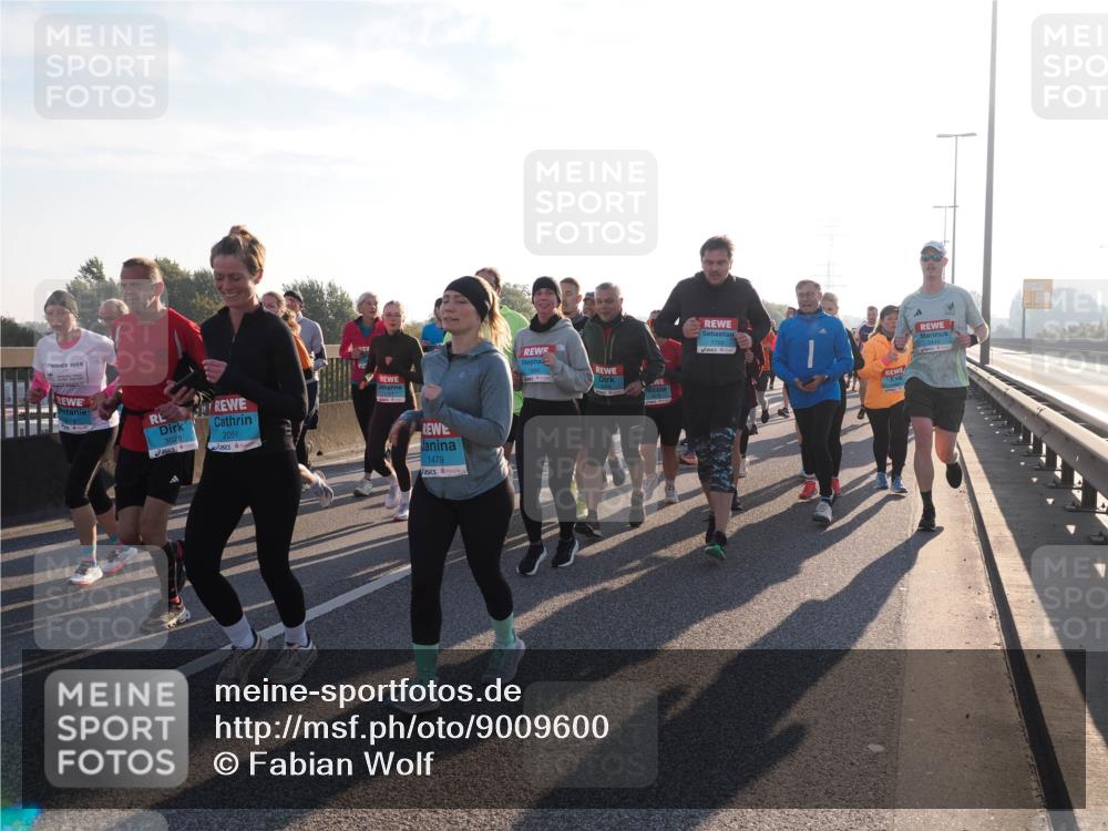 03.10.2025 - Köhlbrandbrückenlauf Fabian Wolf http://msf.ph/oto/9009600 03.10.2025 09:21:09 Position 3 2024, 3028, 2051, 1479, 1890, 1759 meine-sportfotos.de