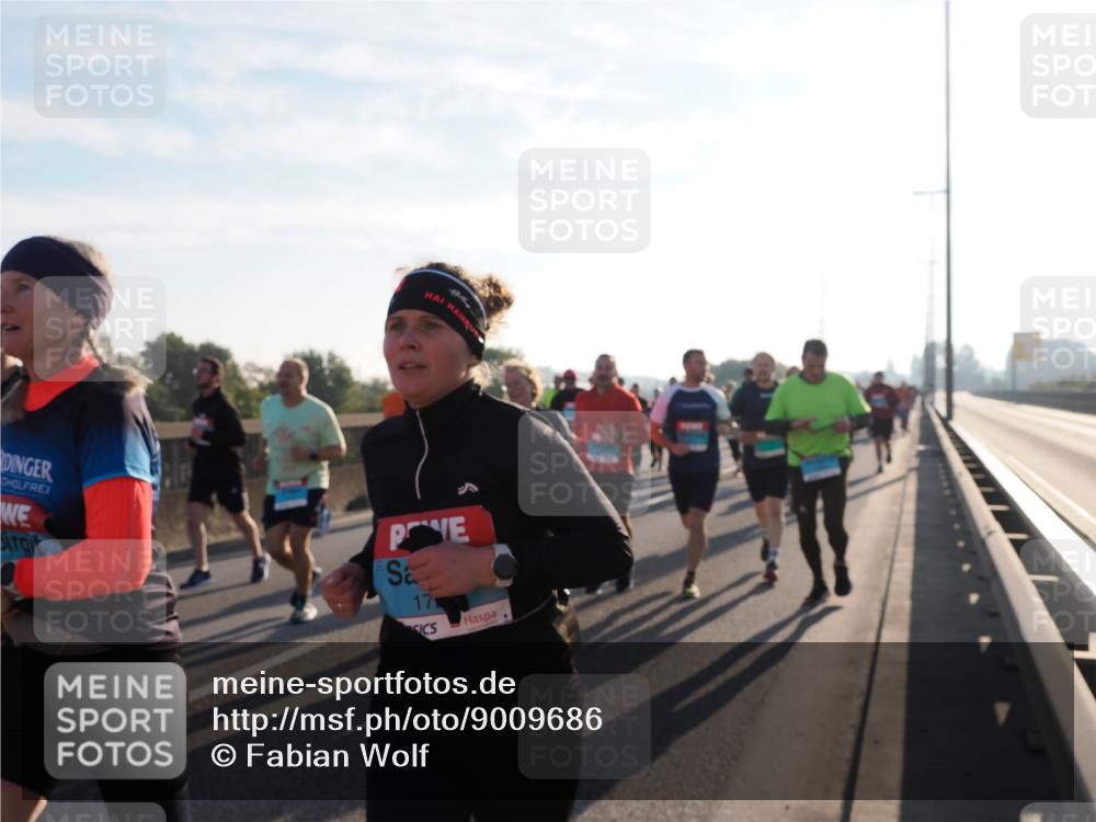 03.10.2025 - Köhlbrandbrückenlauf Fabian Wolf http://msf.ph/oto/9009686 03.10.2025 09:21:13 Position 3 17 meine-sportfotos.de