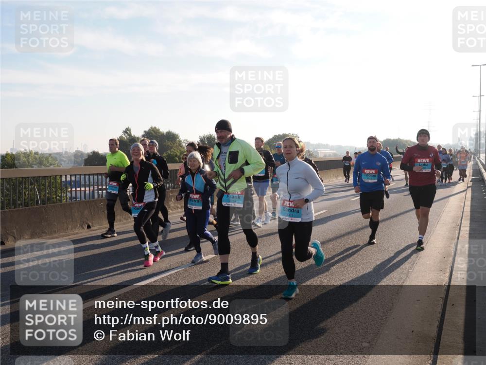 03.10.2025 - Köhlbrandbrückenlauf Fabian Wolf http://msf.ph/oto/9009895 03.10.2025 09:21:17 Position 3 2724, 3063 meine-sportfotos.de