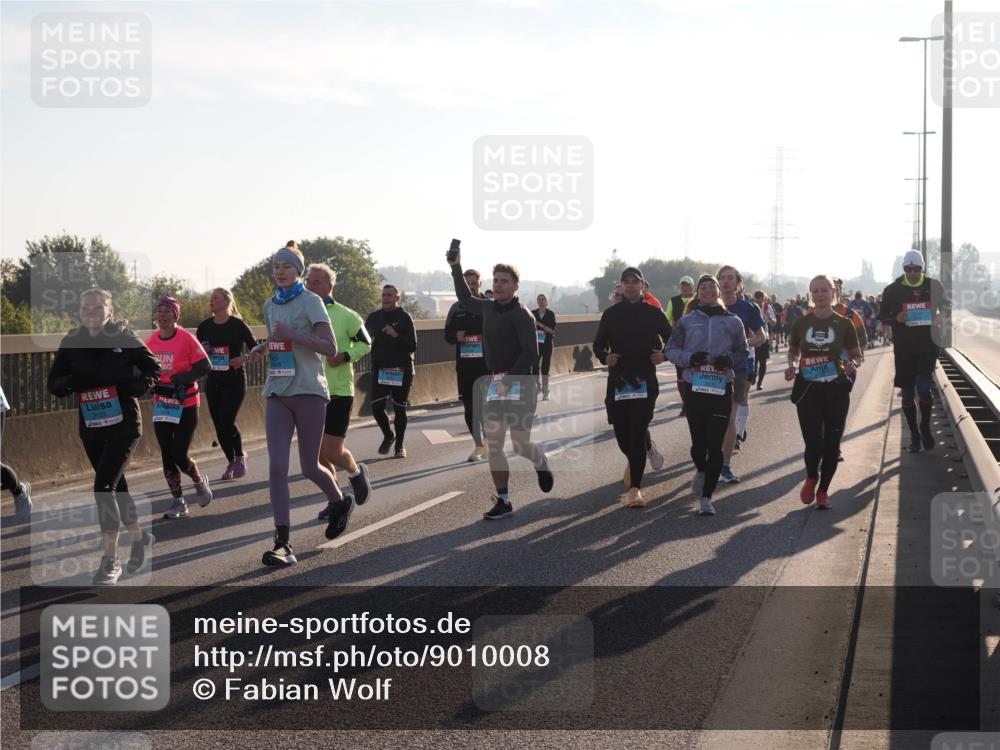 03.10.2025 - Köhlbrandbrückenlauf Fabian Wolf http://msf.ph/oto/9010008 03.10.2025 09:21:22 Position 3 2122 meine-sportfotos.de