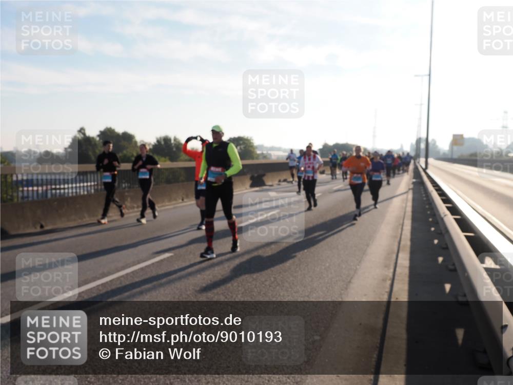 03.10.2025 - Köhlbrandbrückenlauf Fabian Wolf http://msf.ph/oto/9010193 03.10.2025 09:21:28 Position 3  meine-sportfotos.de
