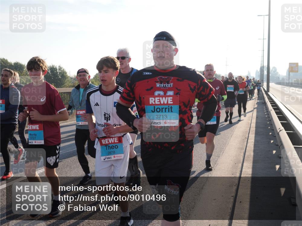 03.10.2025 - Köhlbrandbrückenlauf Fabian Wolf http://msf.ph/oto/9010496 03.10.2025 09:21:44 Position 3 3727, 179, 2878, 3713 meine-sportfotos.de